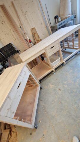 Servante et tour de boulanger