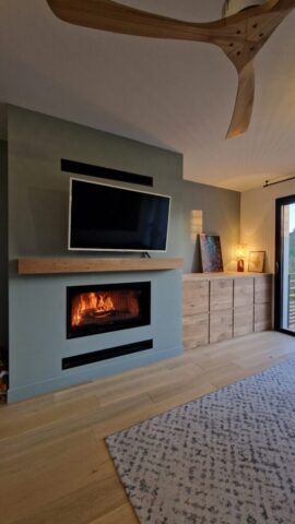 Poutre cheminée passe câble et buffet